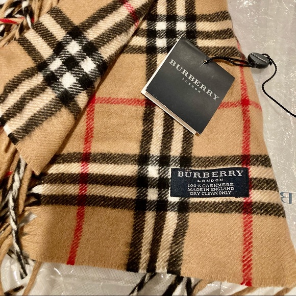 BURBERRY "Happy" Nova Check Tartan Cashmere Fringe Wrap Scarf - Picture 3 of 10